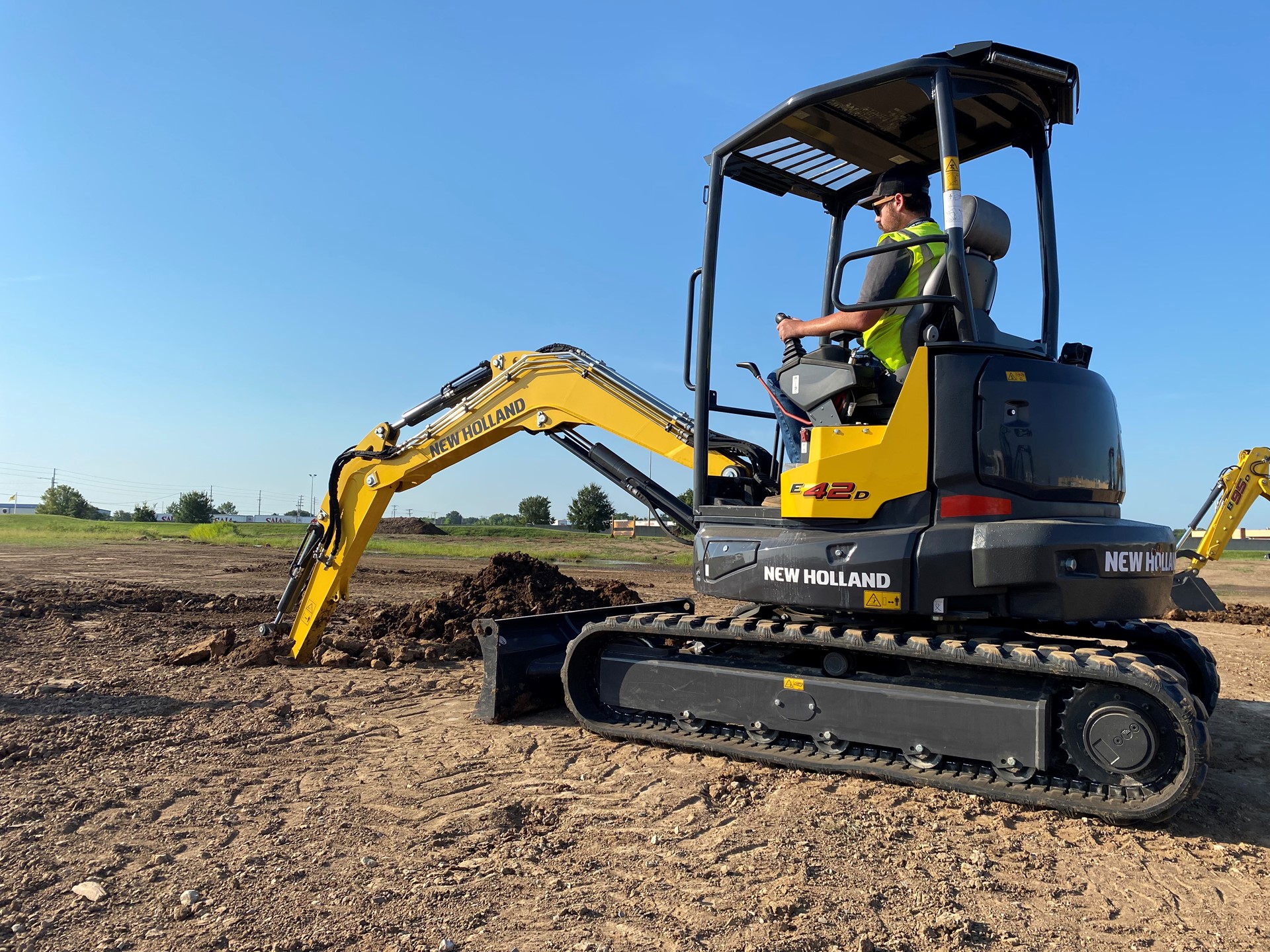 E42D Digging