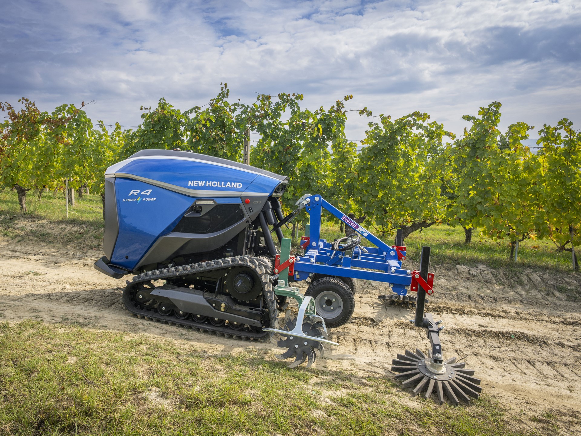 New Holland R4 Robot