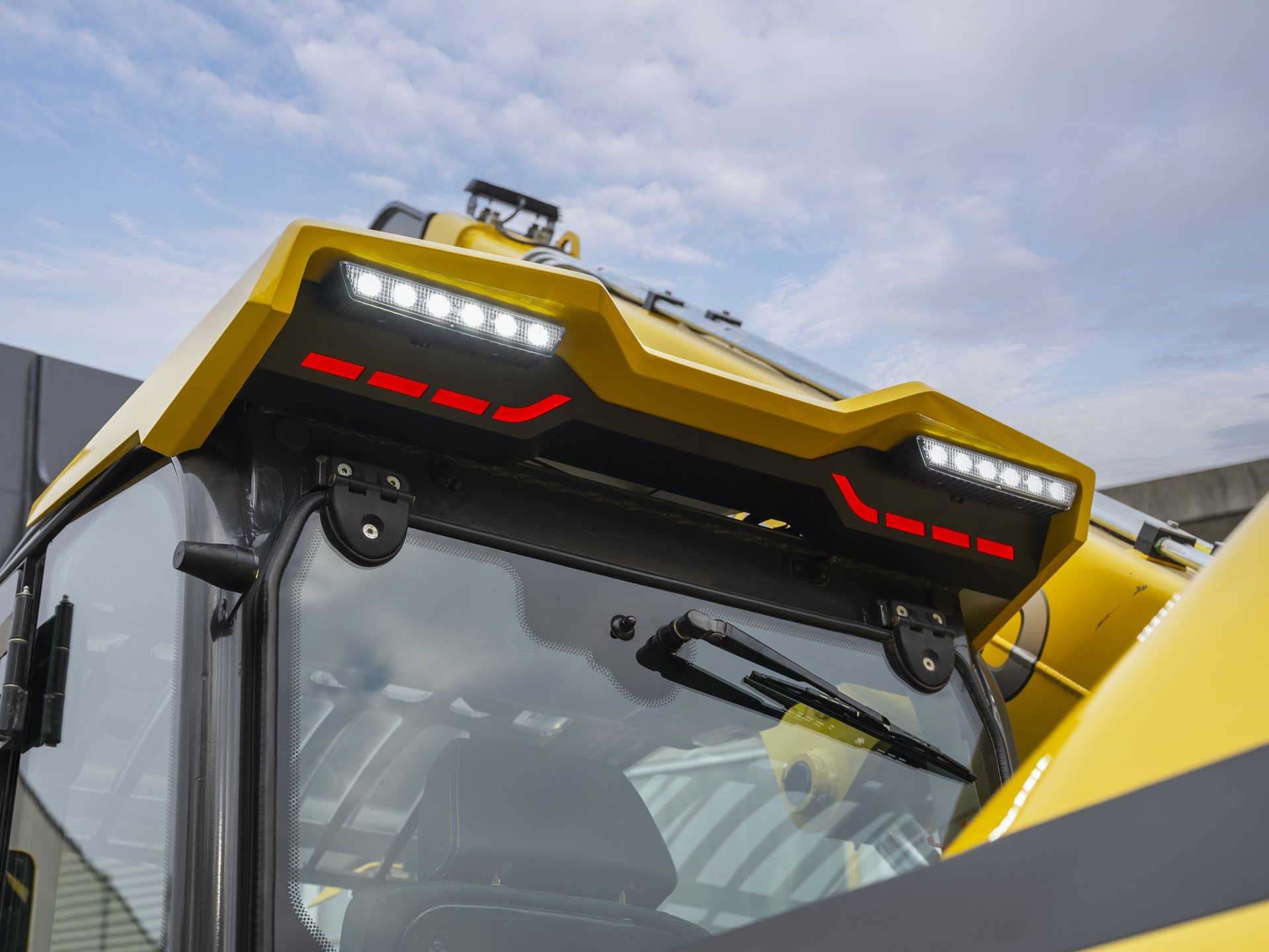 Hybrid Telehandler