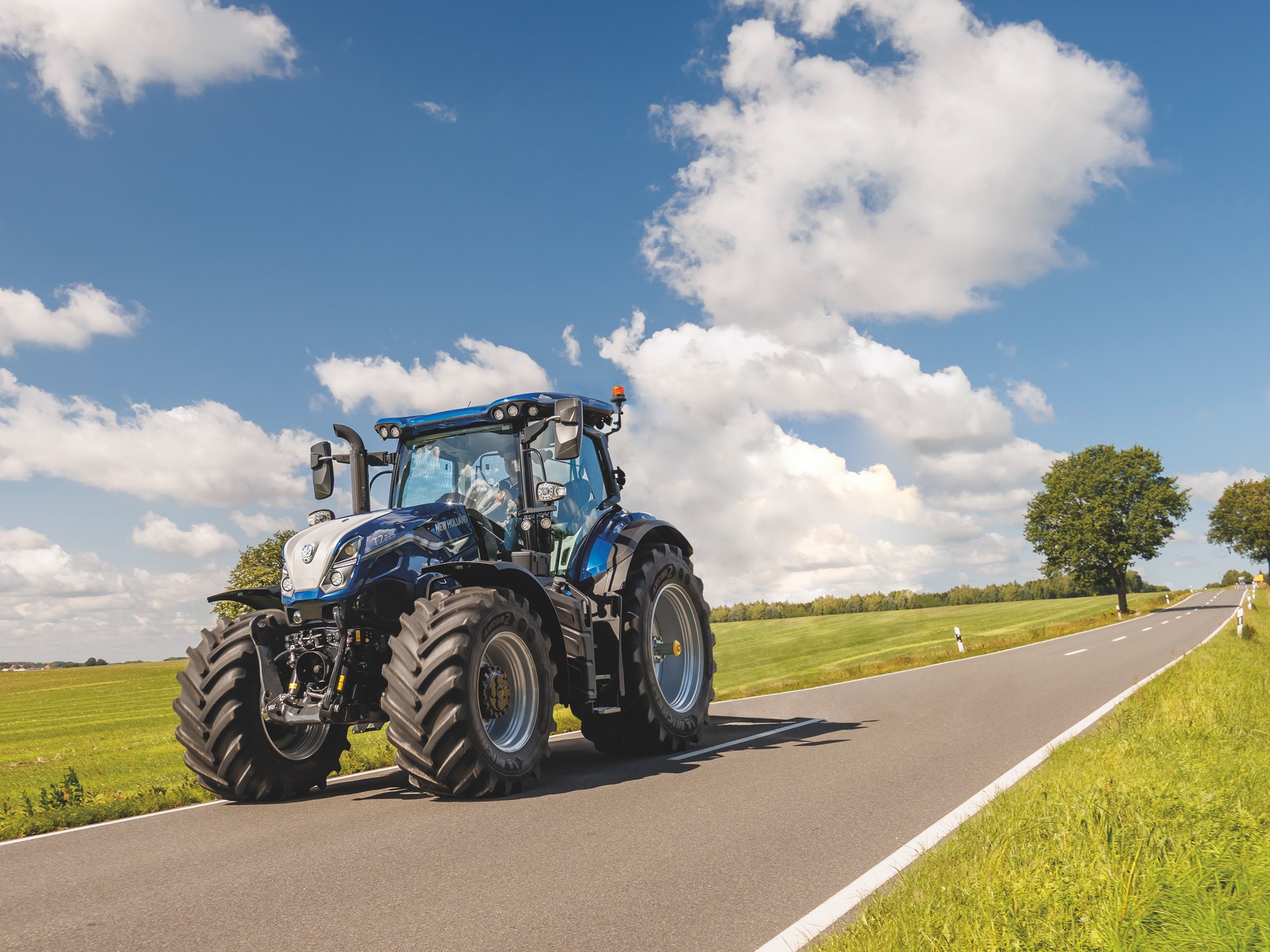 T7 Standard Wheelbase Tractor