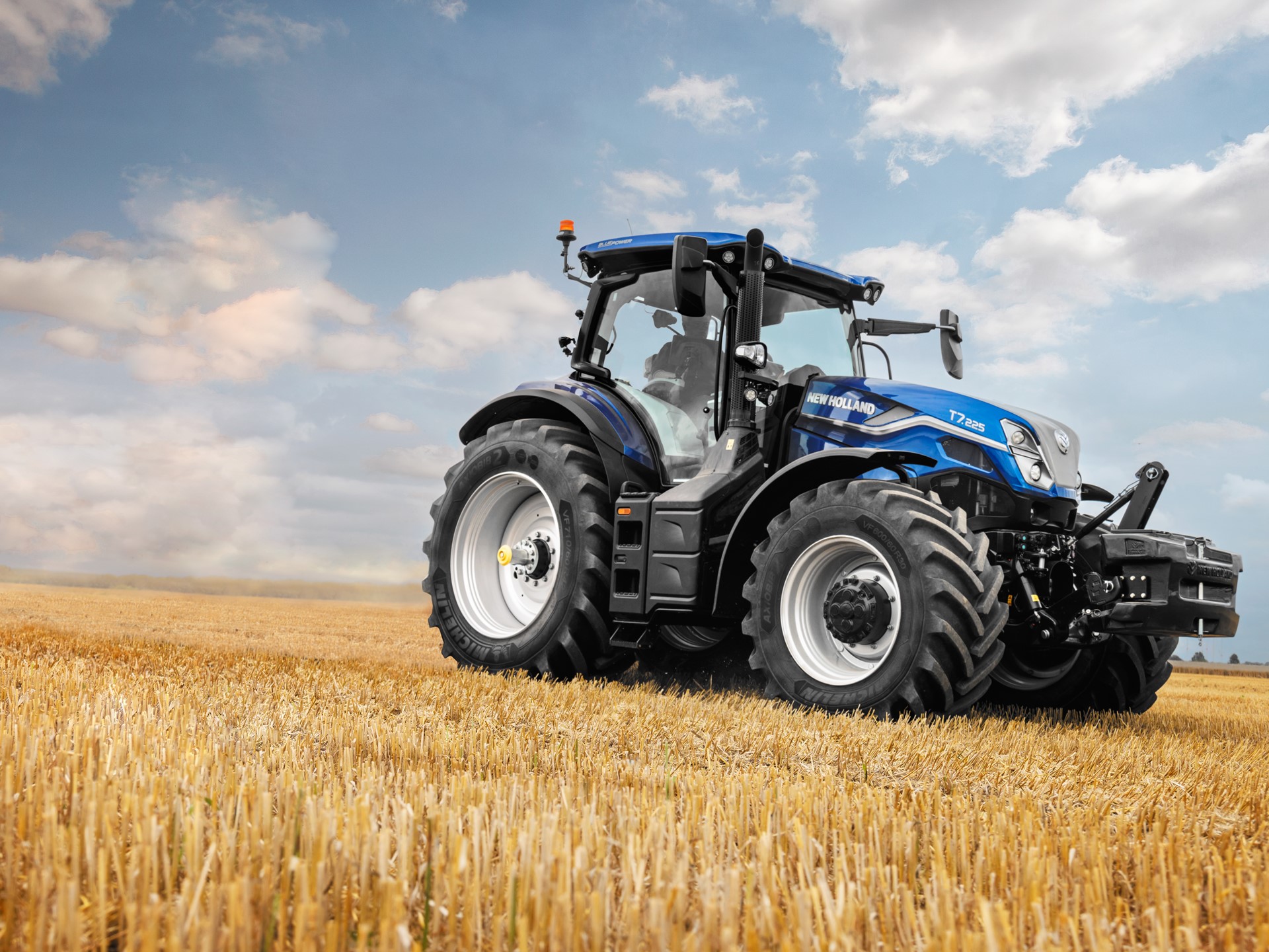 T7 Standard Wheelbase Tractor
