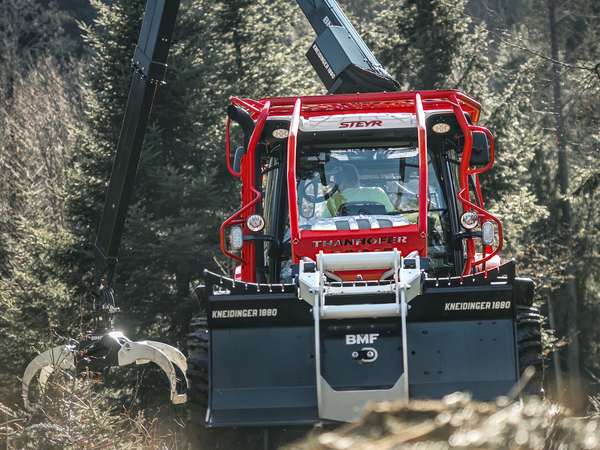 STEYR 6150 Profi CVT forestry crane