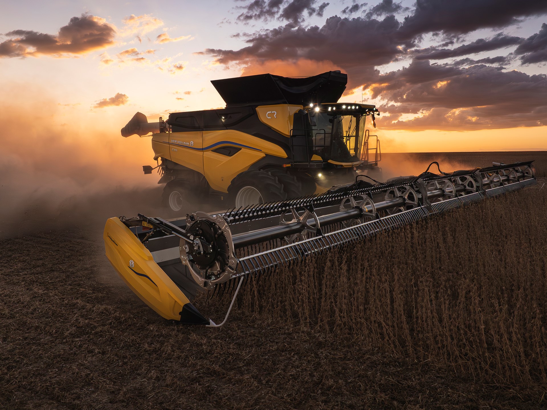 Automatizacion y alto rendimiento New Holland presenta la cosechadora CR11 en Argentina