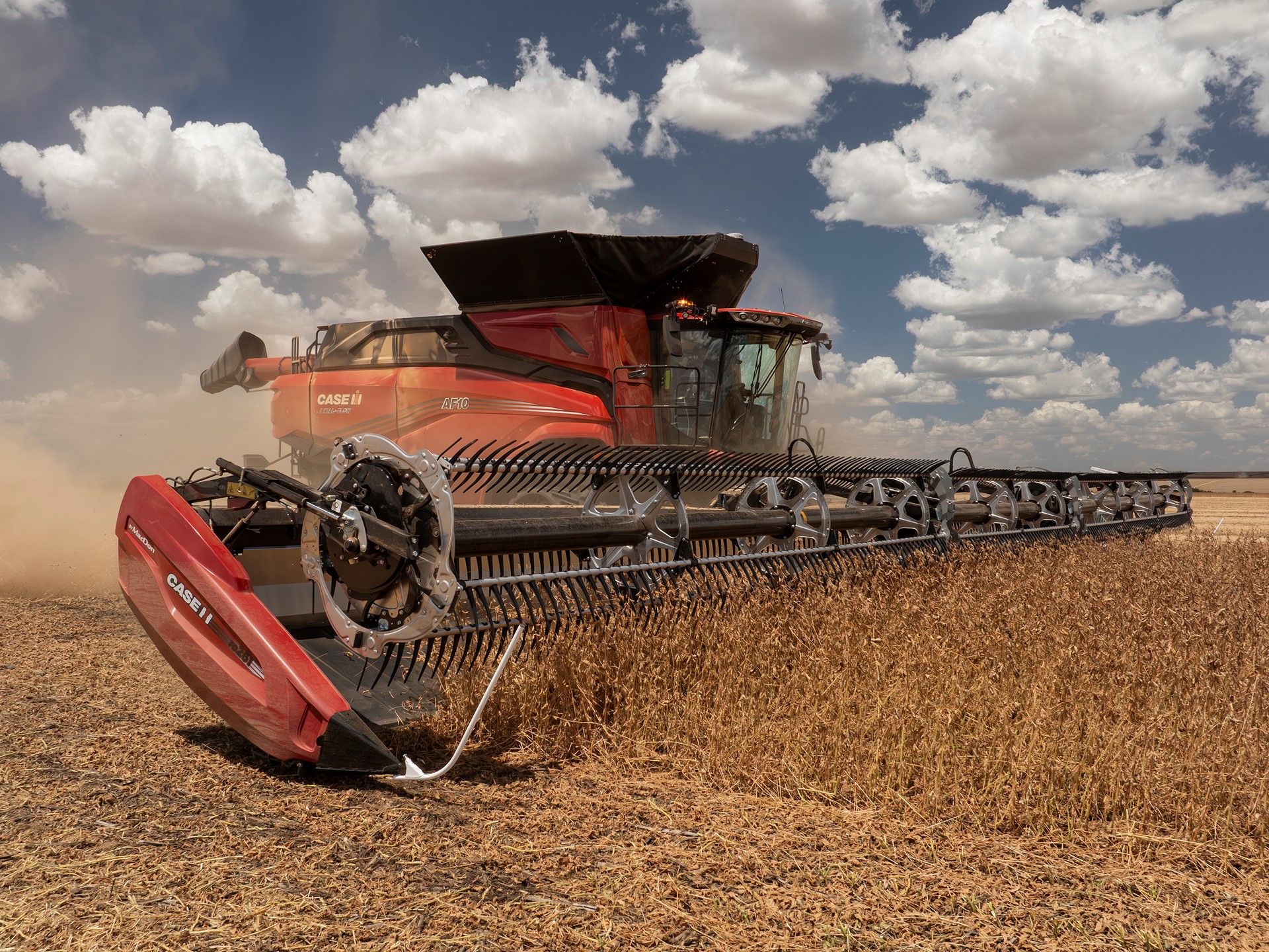 Case IH presenta la nueva Axial Flow Serie AF10 Automation la cosechadora mas grande de Case en Argentina