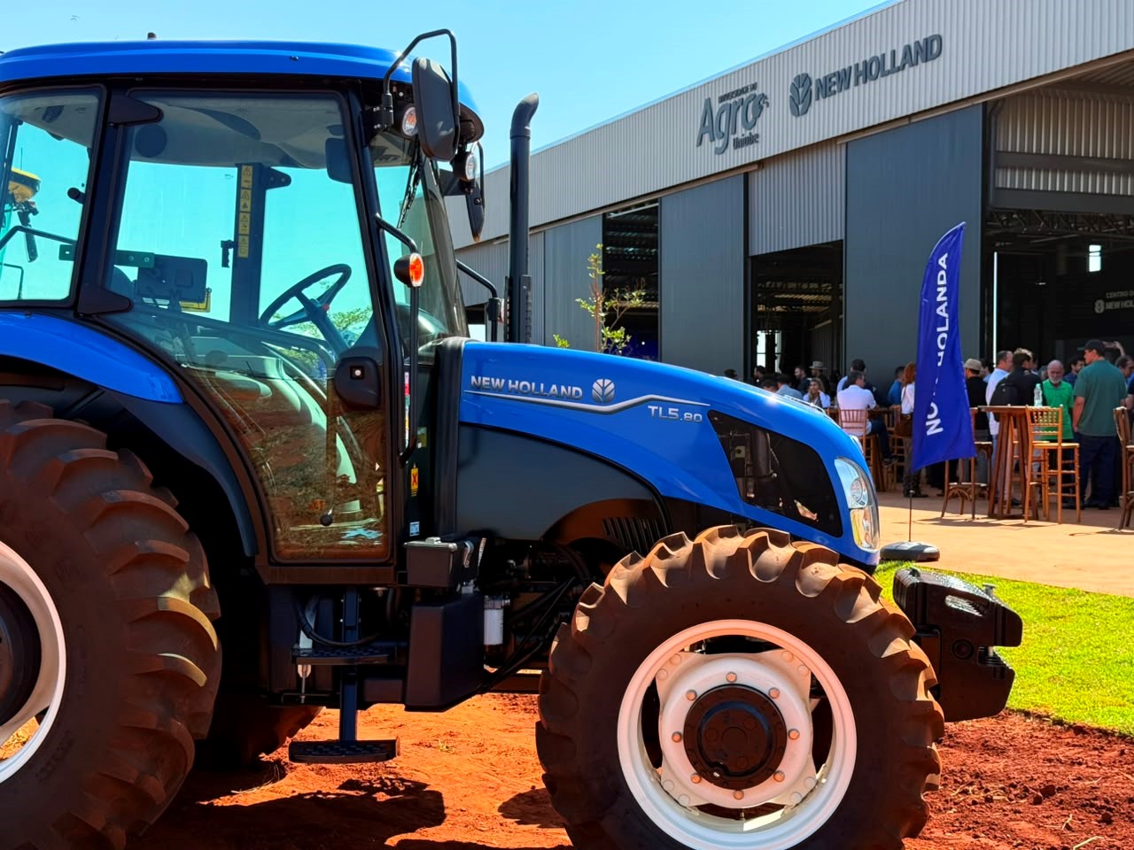New Holland inaugura Centro de Treinamento na Cidade do Agro para capacitar alunos de cursos ligados agricultura