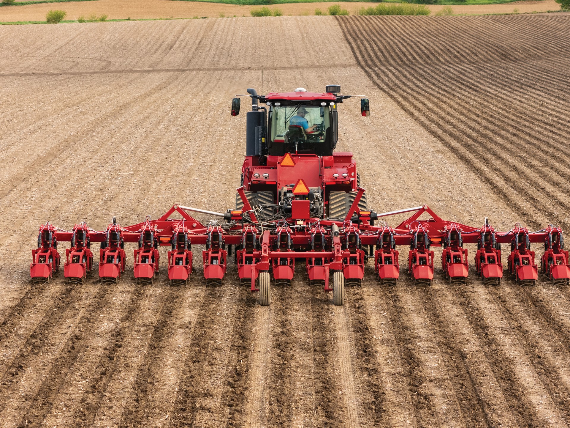 Steiger 645 Quadtrac with Nutri Tiller 1000 series strip till tool
