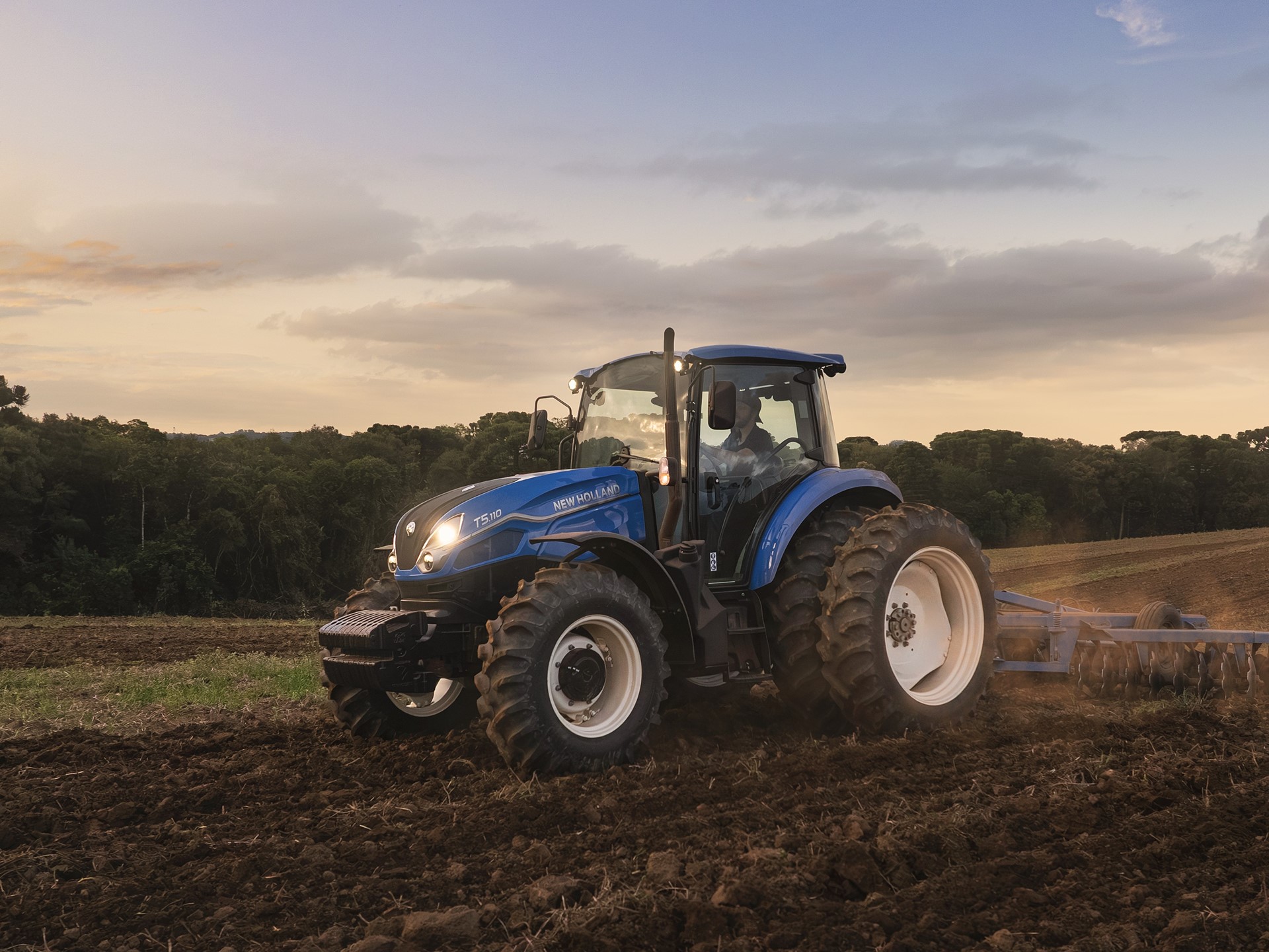 Trator T5 110 da New Holland