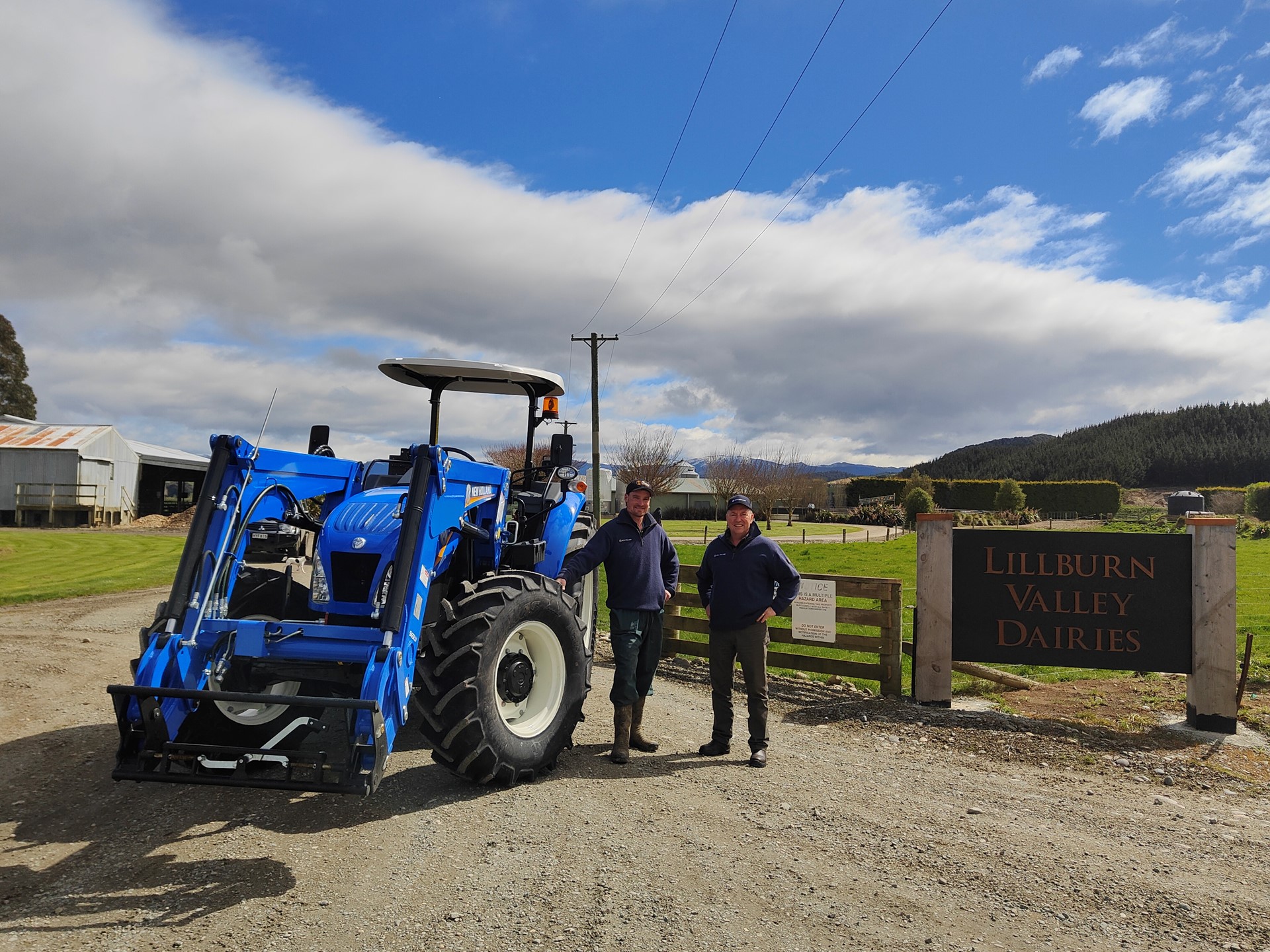 FMG Young Farmer of the Year Tom Slee takes delivery of new New Holland TD5 90