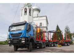 IVECO Trakker Log Truck Presented to Logging Companies in Vologda