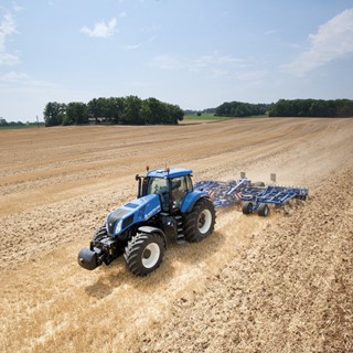 New Holland Agriculture T8 tractor equipped with Precision Land Management systems