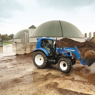 New Holland T6.140 Methane Power Tractor