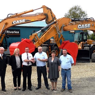The team from G.D. Garries and Sons with the CASE Construction Equipment