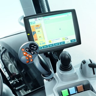 New Holland T7.270 Power Command with the IntelliView™ IV colour touchscreen monitor