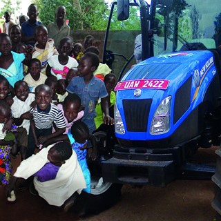 Progetto Uganda tractor donation