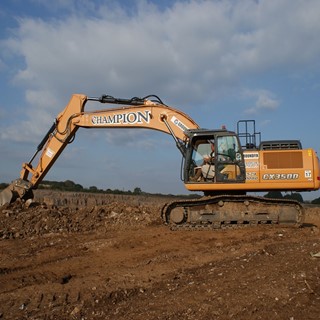 Fred Champion Groundworks expands its fleet of CASE excavators