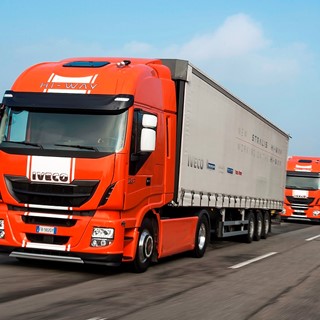 The Iveco Stralis Hi-Way will participate in world’s first Truck Platooning Challenge