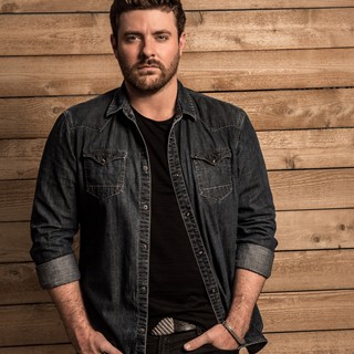 Headliner and award winning country music star Chris Young