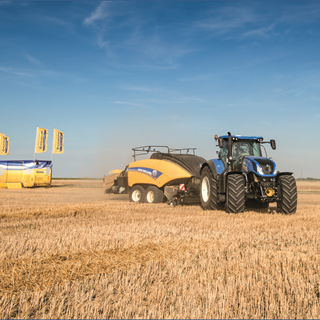 New Holland Agriculture put its BigBaler 1290 Plus to the test