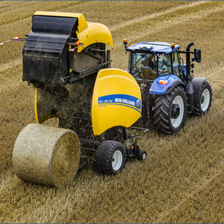 The IntelliBale™ system can be specified on ISOBUS class 3 compatible T6 AutoCommand tractors