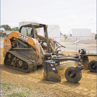 Compact track loaders have proven invaluable for Southern Pipeline as they focus on minimal impact to the sites they wor