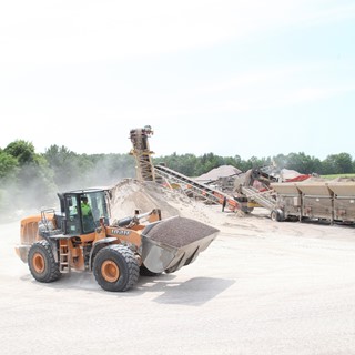 Scott Construction uses both a CASE 721F wheel loader and a CASE 821E wheel loader in the crushing stages of production.