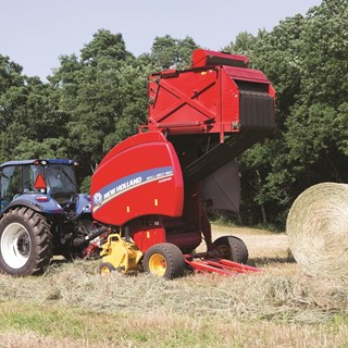 New Holland’s All New Roll-Belt™ Variable Chamber Round Balers