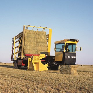 New Holland Stack Cruiser, Self Propelled Bale Wagon