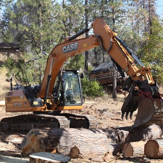 CASE and Sonsray Machinery provided two excavators—a CX160D and CX160C