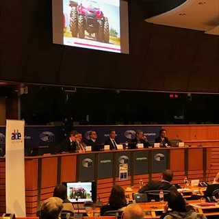 Case IH Autonomous Tractor Concept discussed at EU Parliament