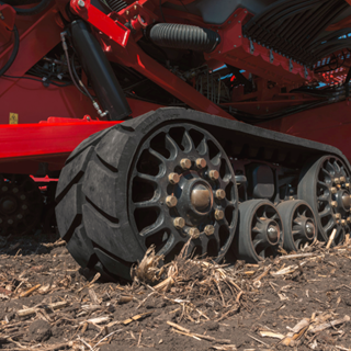 The 2017 AE50-award-winning Rowtrac™ Carrier System for the new 2160 Early Riser® planter