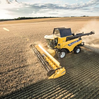 The CR10.90, the world’s most powerful combine has raised the bar again on performance with a 50hp power upgrade