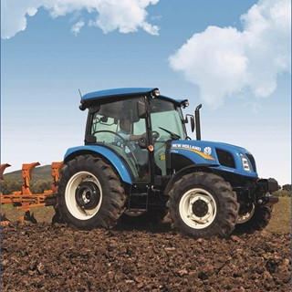 New Holland T4.65S in the field