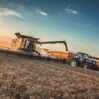 New Holland Agriculture was awarded the Silver Medal for its CR10 90 Revelation