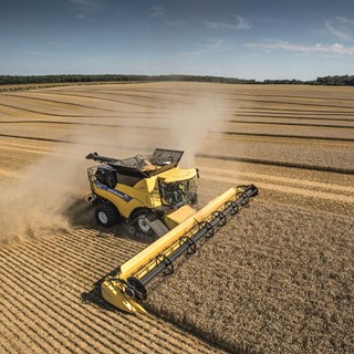 New Holland CR Revelation Combine in the field
