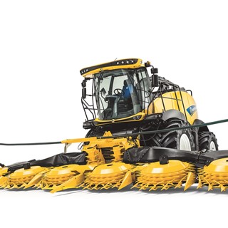 New Holland extends forage harvester range with new flagship FR920 Forage Cruiser