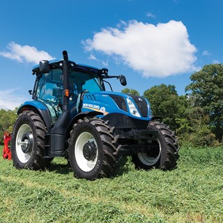 New Holland T6.175 Dynamic Command™ Tractor Wins Machine of the Year 2018