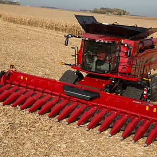 The expanded 4400 series corn header lineup features chopping and nonchopping configurations