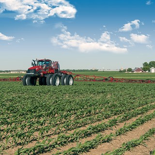 The Trident 5550 combination applicator is the highest-horsepower high-clearance combination applicator available.