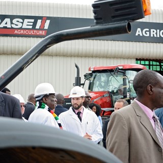 President of Zimbabwe during his visit to Case IH distributor Agricon