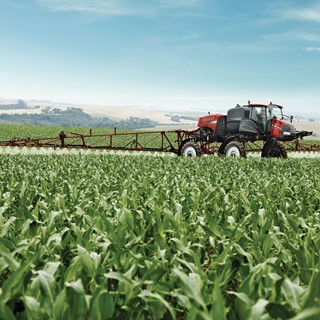 Case IH’s new, entry-level Patriot 250 Extreme sprayer is now available in Africa and the Middle East