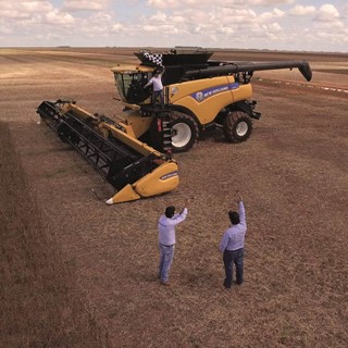 New Holland CR8.90 that achieved a world record