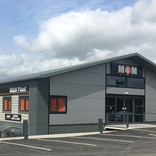 CASE dealer M&M Plant has expanded its operations with the opening of a new £1 million head office and depot