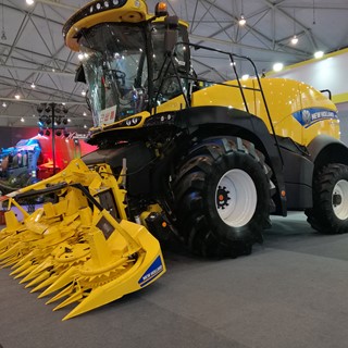 New Holland Agriculture’s FR500 forage harvester expected to attract much attention