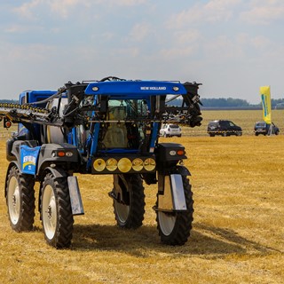 New Holland organized an intensive training camp in the Voronezh region of Russia