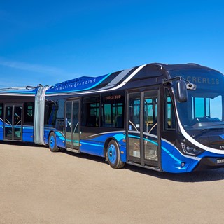 The IVECO CREALIS In-Motion-Charging, IAA's Sustainable Bus of the Year 2018