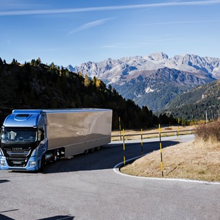 The IVECO Stralis NP, powered by natural gas