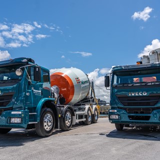 Concrete demand for IVECO ACCO with 82 truck Hanson order