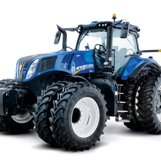 GENESIS T8 tractor with integrated PLM