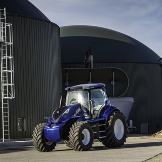 New Holland methane-powered tractor