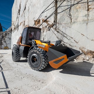 02 The methane powered concept wheel loader offers outstanding visibility in all operations